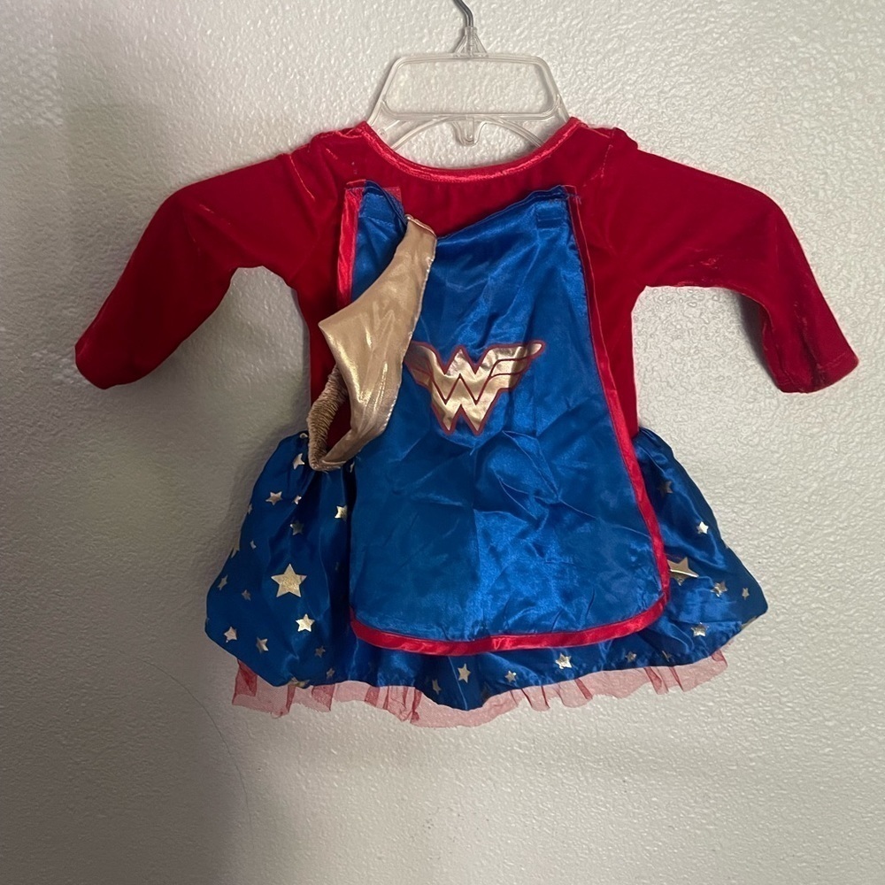 MARVEL “WONDER WOMAN” toddler super hero Halloween dress costume size 6-12M - Picture 9 of 10
